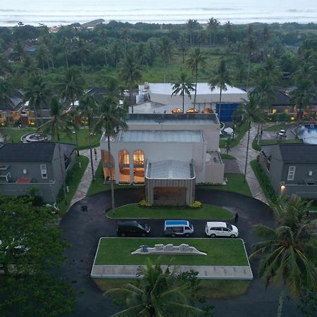 The Allure Villas Managed By Sahid Pangandaran Exterior photo